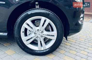 Внедорожник / Кроссовер Mercedes-Benz M-Class 2012 в 