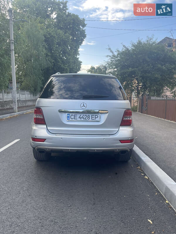 Внедорожник / Кроссовер Mercedes-Benz M-Class 2008 в Черновцах