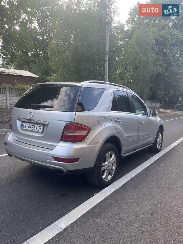 Внедорожник / Кроссовер Mercedes-Benz M-Class 2008 в Черновцах