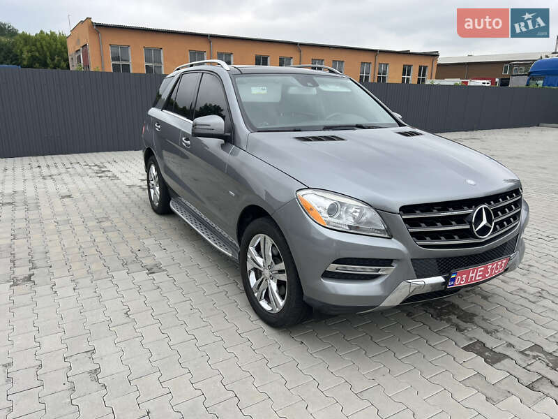 Внедорожник / Кроссовер Mercedes-Benz M-Class 2012 в Нововолынске