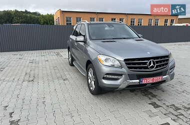 Позашляховик / Кросовер Mercedes-Benz M-Class 2012 в 