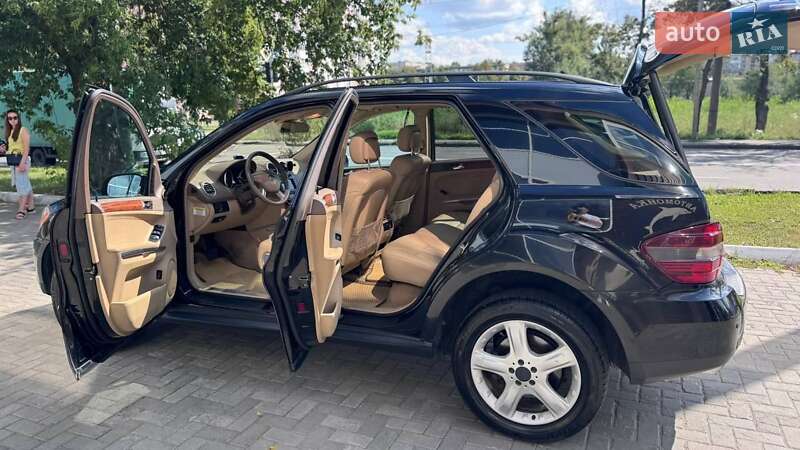 Позашляховик / Кросовер Mercedes-Benz M-Class 2008 в Харкові