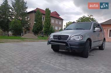 Внедорожник / Кроссовер Mercedes-Benz M-Class 2001 в Ивано-Франковске