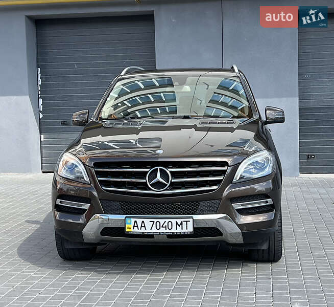 Внедорожник / Кроссовер Mercedes-Benz M-Class 2013 в Виннице