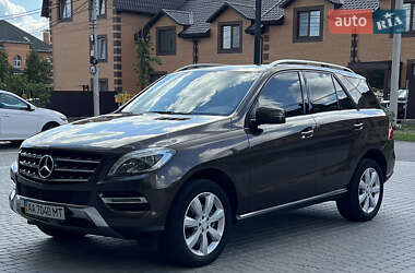 Внедорожник / Кроссовер Mercedes-Benz M-Class 2013 в 