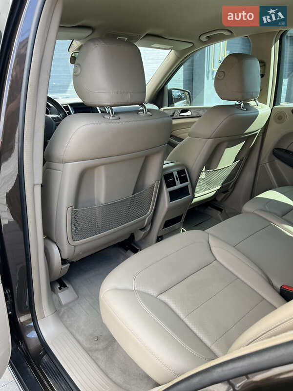 Внедорожник / Кроссовер Mercedes-Benz M-Class 2013 в Виннице
