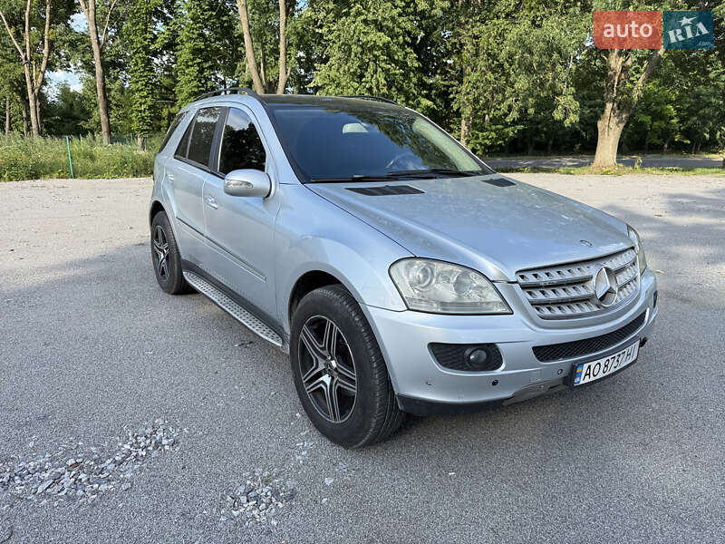 Позашляховик / Кросовер Mercedes-Benz M-Class 2007 в Хмільнику