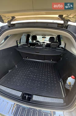 Внедорожник / Кроссовер Mercedes-Benz M-Class 2011 в 