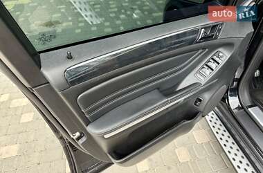 Внедорожник / Кроссовер Mercedes-Benz M-Class 2011 в 