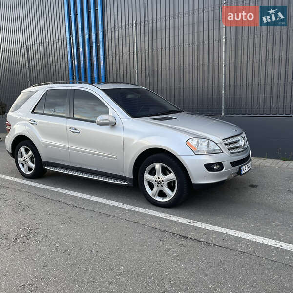Внедорожник / Кроссовер Mercedes-Benz M-Class 2007 в Киеве