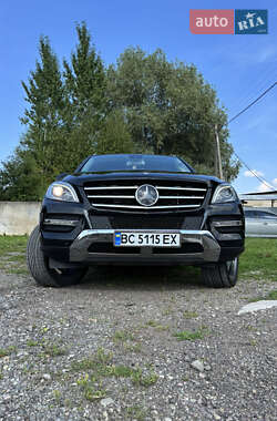 Внедорожник / Кроссовер Mercedes-Benz M-Class 2015 в 