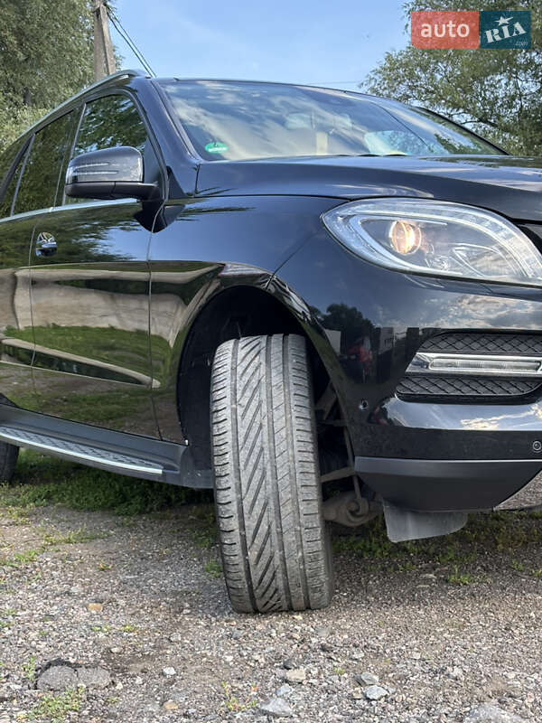 Внедорожник / Кроссовер Mercedes-Benz M-Class 2015 в Жидачове