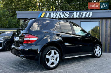 Внедорожник / Кроссовер Mercedes-Benz M-Class 2006 в 