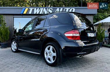 Внедорожник / Кроссовер Mercedes-Benz M-Class 2006 в 
