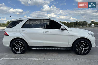 Внедорожник / Кроссовер Mercedes-Benz M-Class 2012 в 