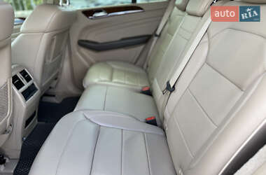 Внедорожник / Кроссовер Mercedes-Benz M-Class 2012 в 