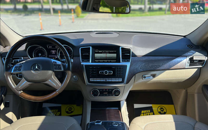 Внедорожник / Кроссовер Mercedes-Benz M-Class 2014 в Львове