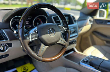 Внедорожник / Кроссовер Mercedes-Benz M-Class 2014 в 
