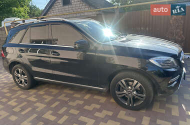 Внедорожник / Кроссовер Mercedes-Benz M-Class 2014 в 