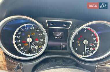 Внедорожник / Кроссовер Mercedes-Benz M-Class 2014 в 