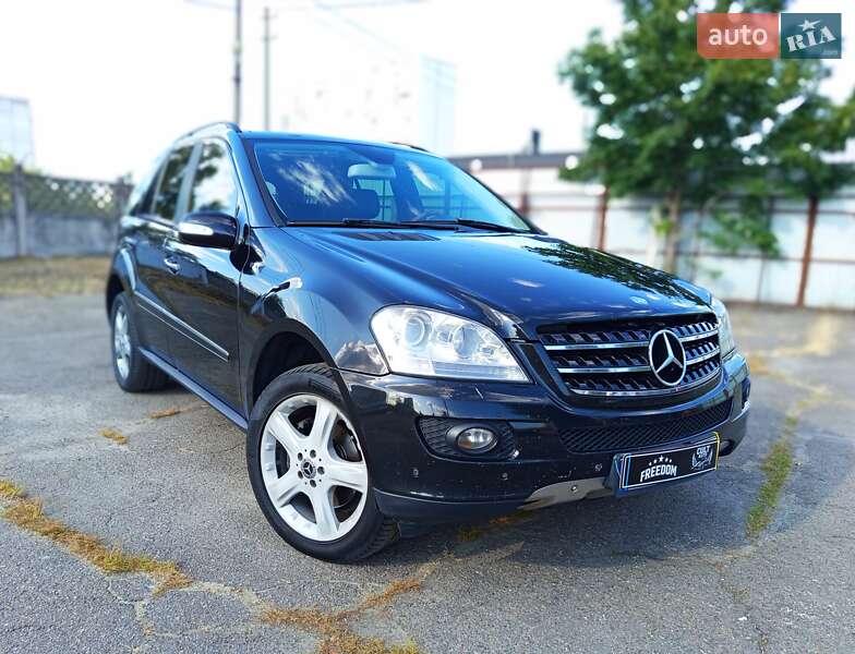 Mercedes-Benz M-Class 2007