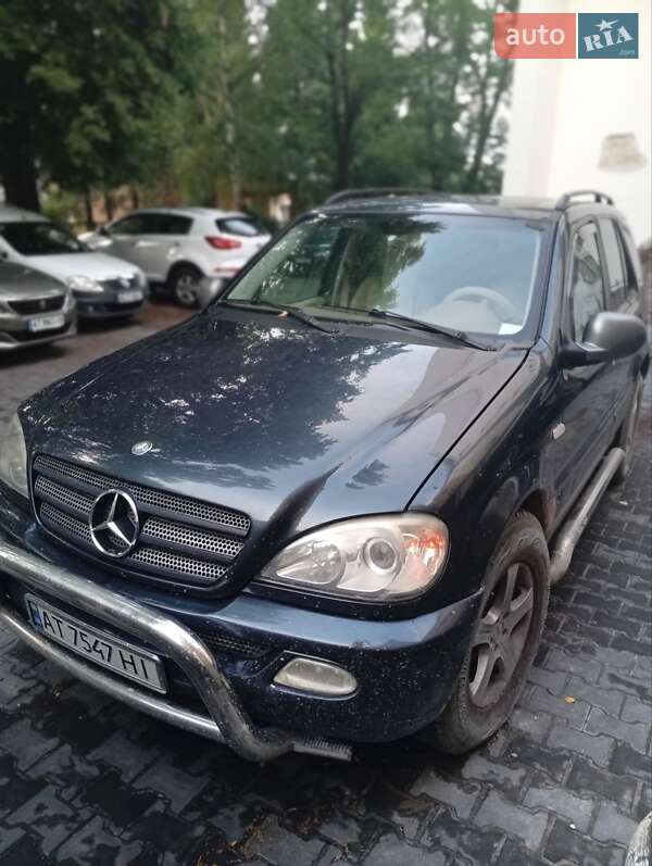 Внедорожник / Кроссовер Mercedes-Benz M-Class 2001 в Ивано-Франковске