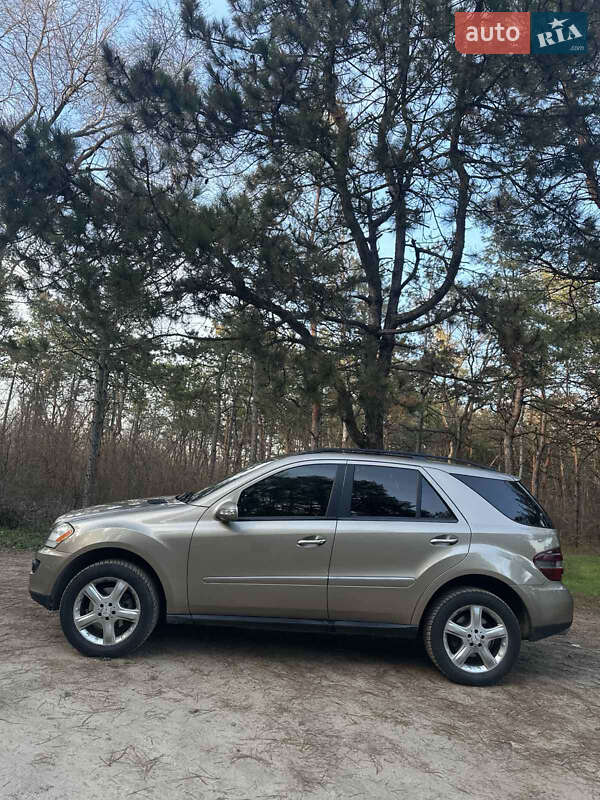 Внедорожник / Кроссовер Mercedes-Benz M-Class 2007 в Запорожье