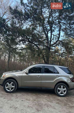 Внедорожник / Кроссовер Mercedes-Benz M-Class 2007 в 