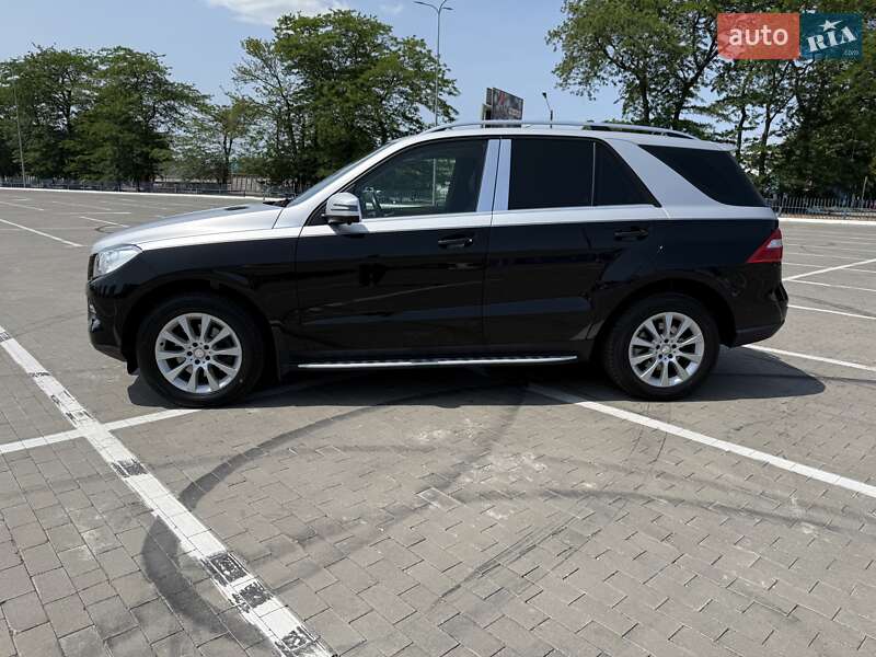 Внедорожник / Кроссовер Mercedes-Benz M-Class 2013 в Одессе