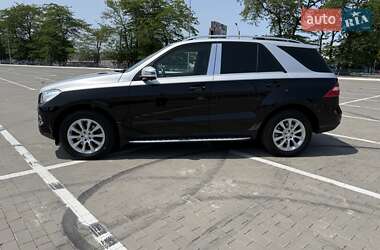 Внедорожник / Кроссовер Mercedes-Benz M-Class 2013 в 