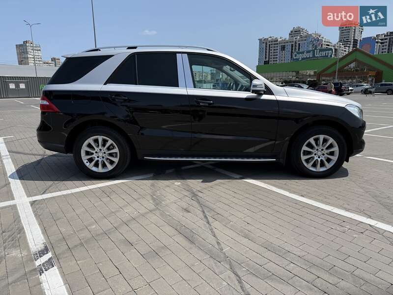 Внедорожник / Кроссовер Mercedes-Benz M-Class 2013 в Одессе
