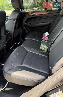 Внедорожник / Кроссовер Mercedes-Benz M-Class 2013 в 