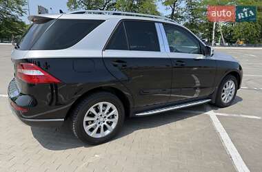 Внедорожник / Кроссовер Mercedes-Benz M-Class 2013 в 
