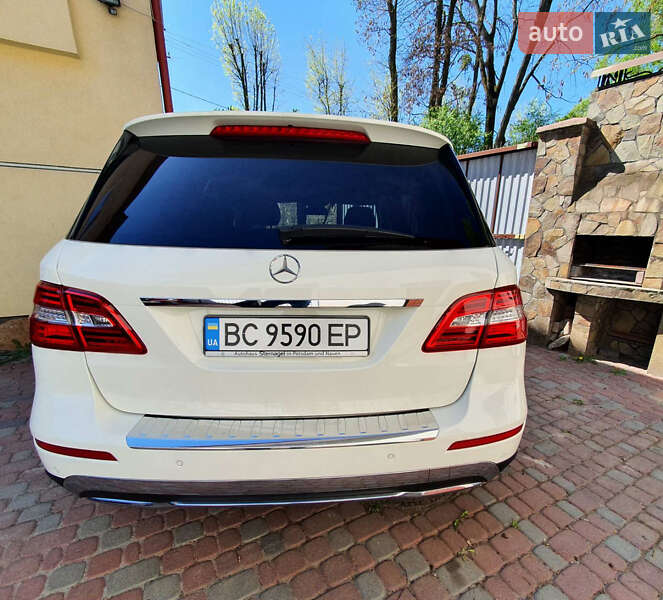 Внедорожник / Кроссовер Mercedes-Benz M-Class 2012 в Львове