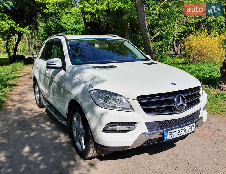 Внедорожник / Кроссовер Mercedes-Benz M-Class 2012 в Львове