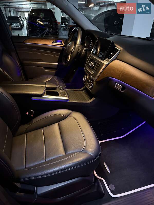 Внедорожник / Кроссовер Mercedes-Benz M-Class 2013 в Одессе