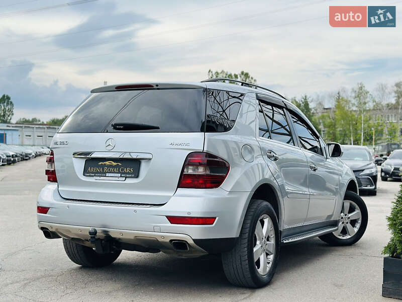 Внедорожник / Кроссовер Mercedes-Benz M-Class 2010 в Харькове