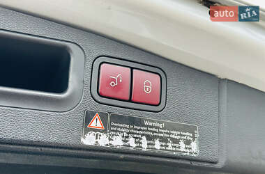 Внедорожник / Кроссовер Mercedes-Benz M-Class 2010 в 