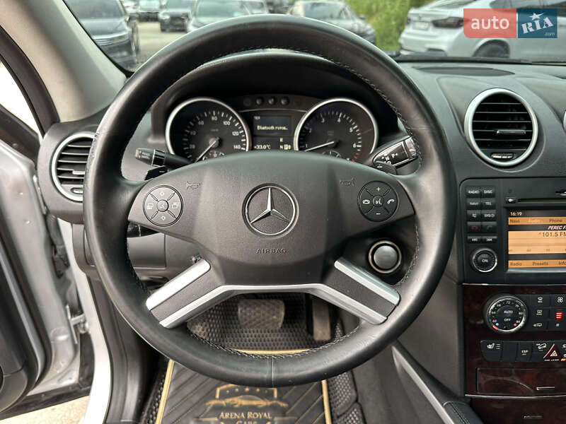 Внедорожник / Кроссовер Mercedes-Benz M-Class 2010 в Харькове