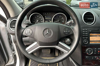 Внедорожник / Кроссовер Mercedes-Benz M-Class 2010 в 