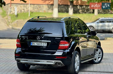 Внедорожник / Кроссовер Mercedes-Benz M-Class 2009 в 