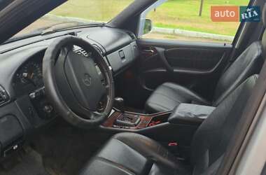 Внедорожник / Кроссовер Mercedes-Benz M-Class 2002 в 