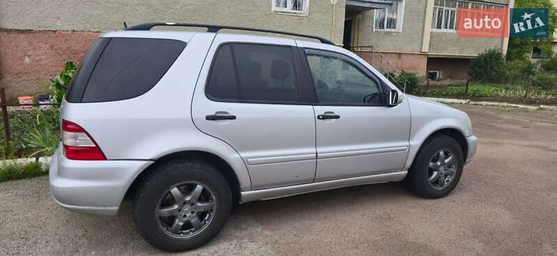 Внедорожник / Кроссовер Mercedes-Benz M-Class 2002 в Ивано-Франковске