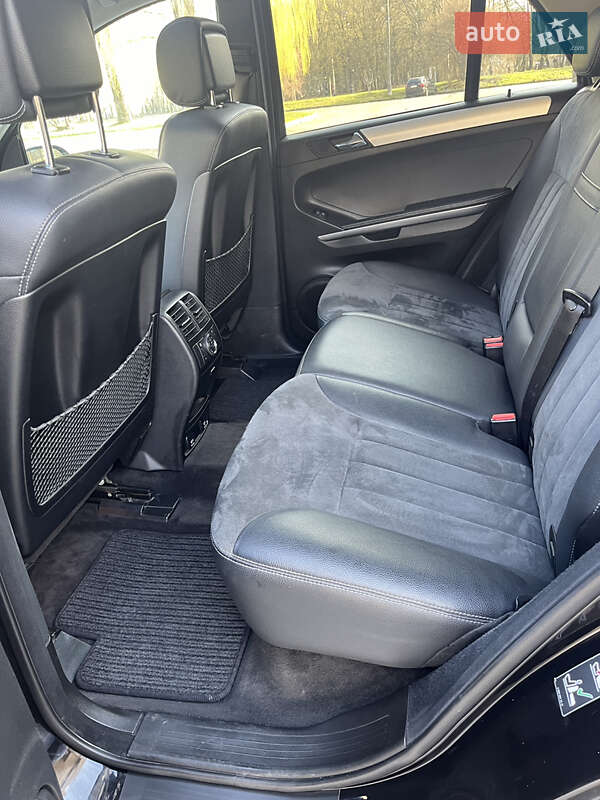 Внедорожник / Кроссовер Mercedes-Benz M-Class 2005 в Ивано-Франковске