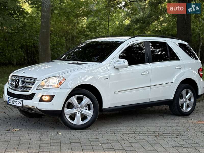 Mercedes-Benz M-Class 2009