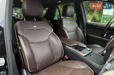Внедорожник / Кроссовер Mercedes-Benz M-Class 2013 в 