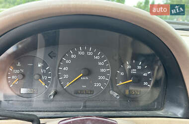 Внедорожник / Кроссовер Mercedes-Benz M-Class 2001 в 