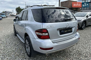 Внедорожник / Кроссовер Mercedes-Benz M-Class 2010 в 