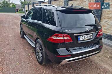 Внедорожник / Кроссовер Mercedes-Benz M-Class 2012 в 