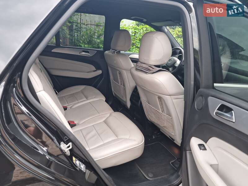 Позашляховик / Кросовер Mercedes-Benz M-Class 2012 в Нововолинську
